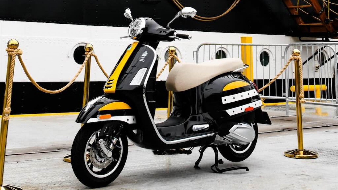 Vespa Luncurkan Edisi Khusus Amerigo Vespucci, Terinspirasi Kapal Legendaris Italia