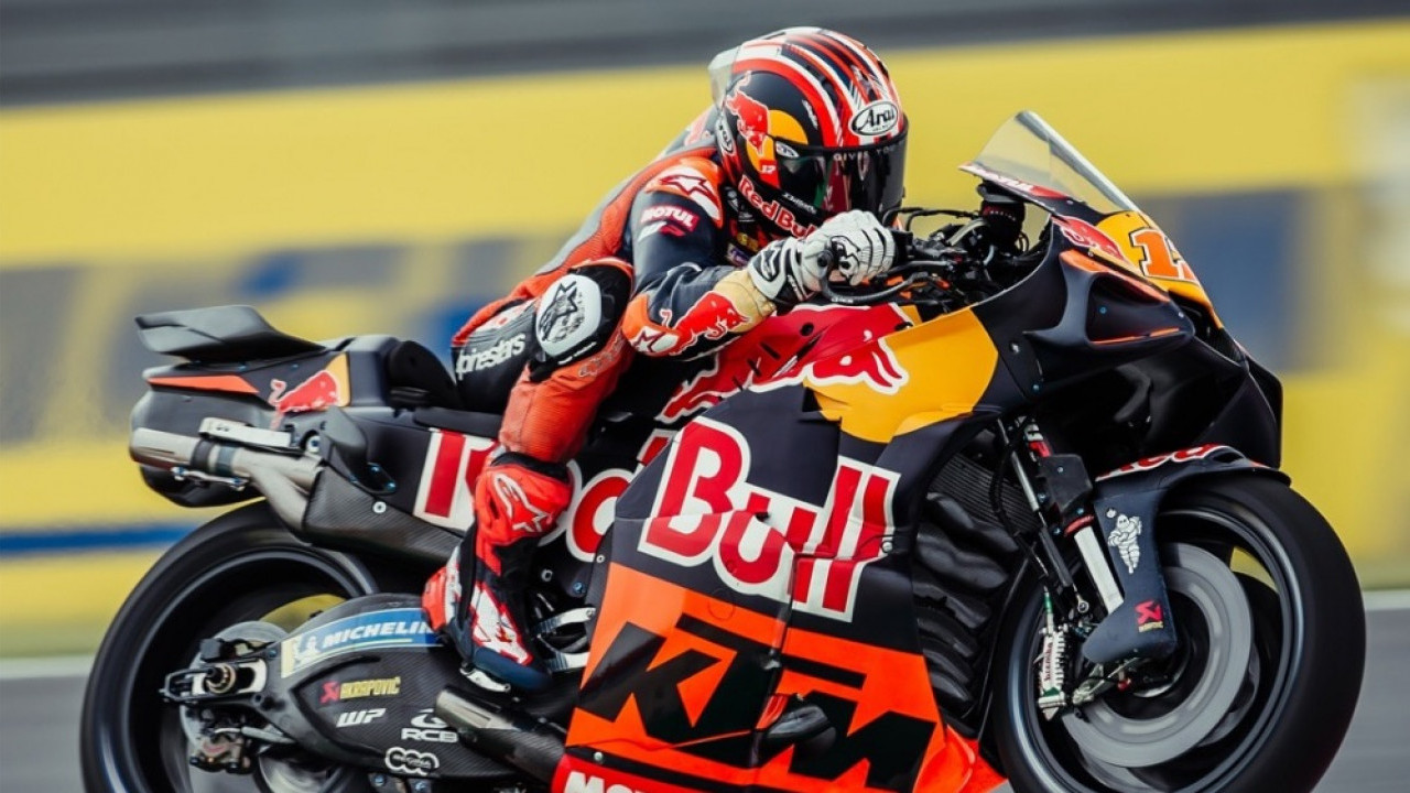 Dilema Regulasi Ride-Height Device, Maverick Vinales Soroti Risiko Kecelakaan Tikungan Pertama