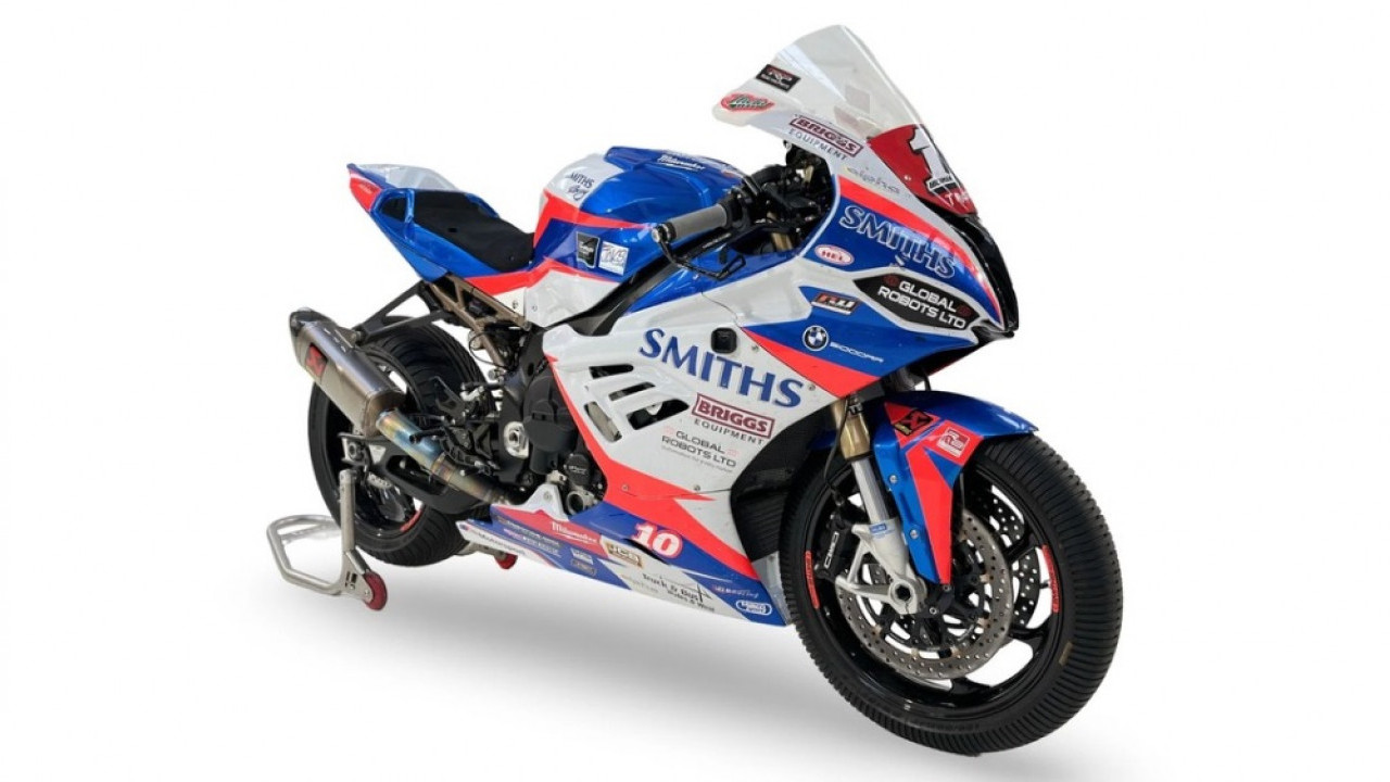 Motor BMW S1000 RR Juara Isle of Man TT 2019 Milik Peter Hickman Segera Dilelang