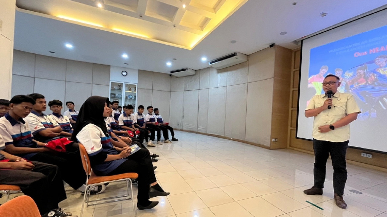 Kunjungan ke Pabrik Honda, 500 Siswa SMK Dapat Pembekalan Teknologi Sepeda Motor dan Keselamatan Berkendara