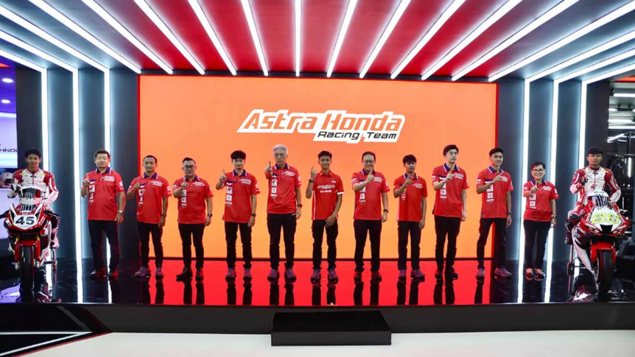 Menuju Panggung Dunia, Astra Honda Matangkan Pembinaan Pebalap Muda