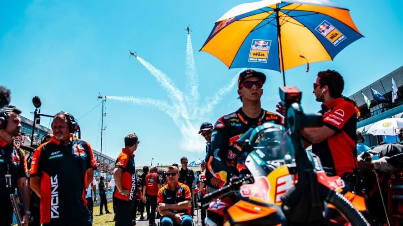 Pedro Acosta Sebut KTM Sangat Tangguh dalam Kondisi Hujan Jelang MotoGP Prancis 2026