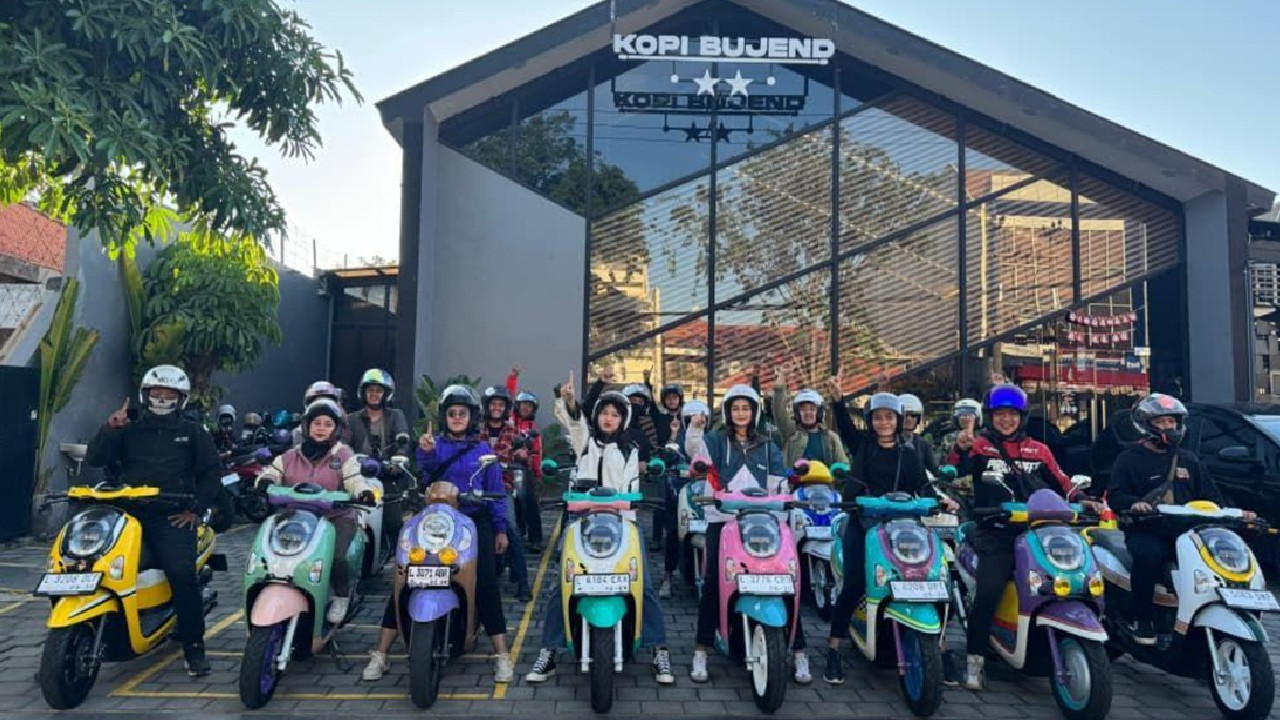 Kemeriahan Scoopy Coffee Rave di Surabaya, dari Riding hingga Workshop Kopi