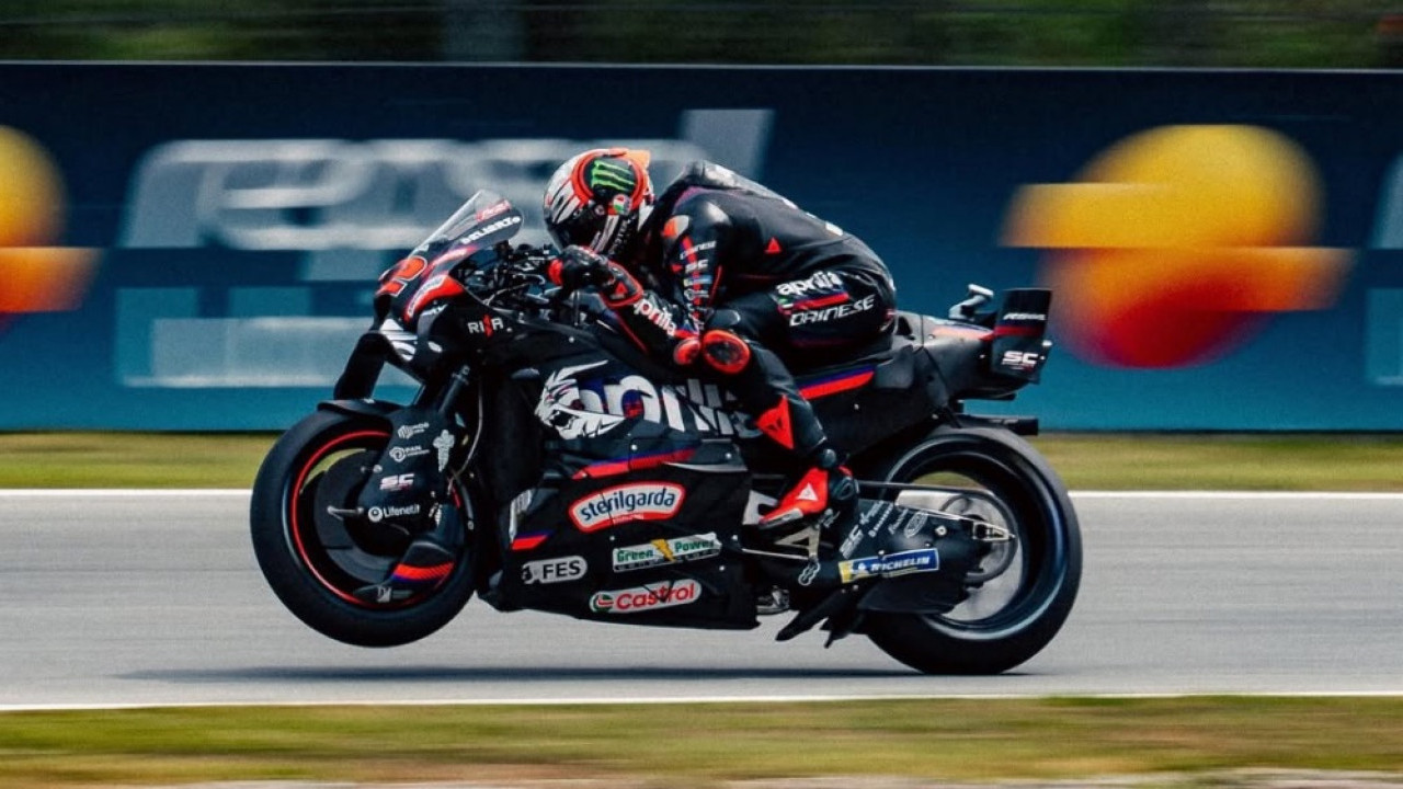 Mulai Seri Mugello, Monster Energy Resmi Jadi Sponsor Utama Aprilia Racing