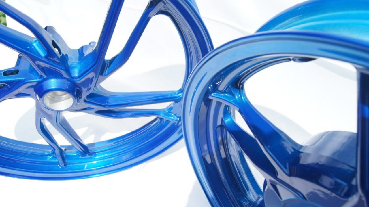 Beda dari Cat Biasa, Ini Alasan Powder Coating Banyak Dipilih Buat Bikin Velg Motor Makin Keren