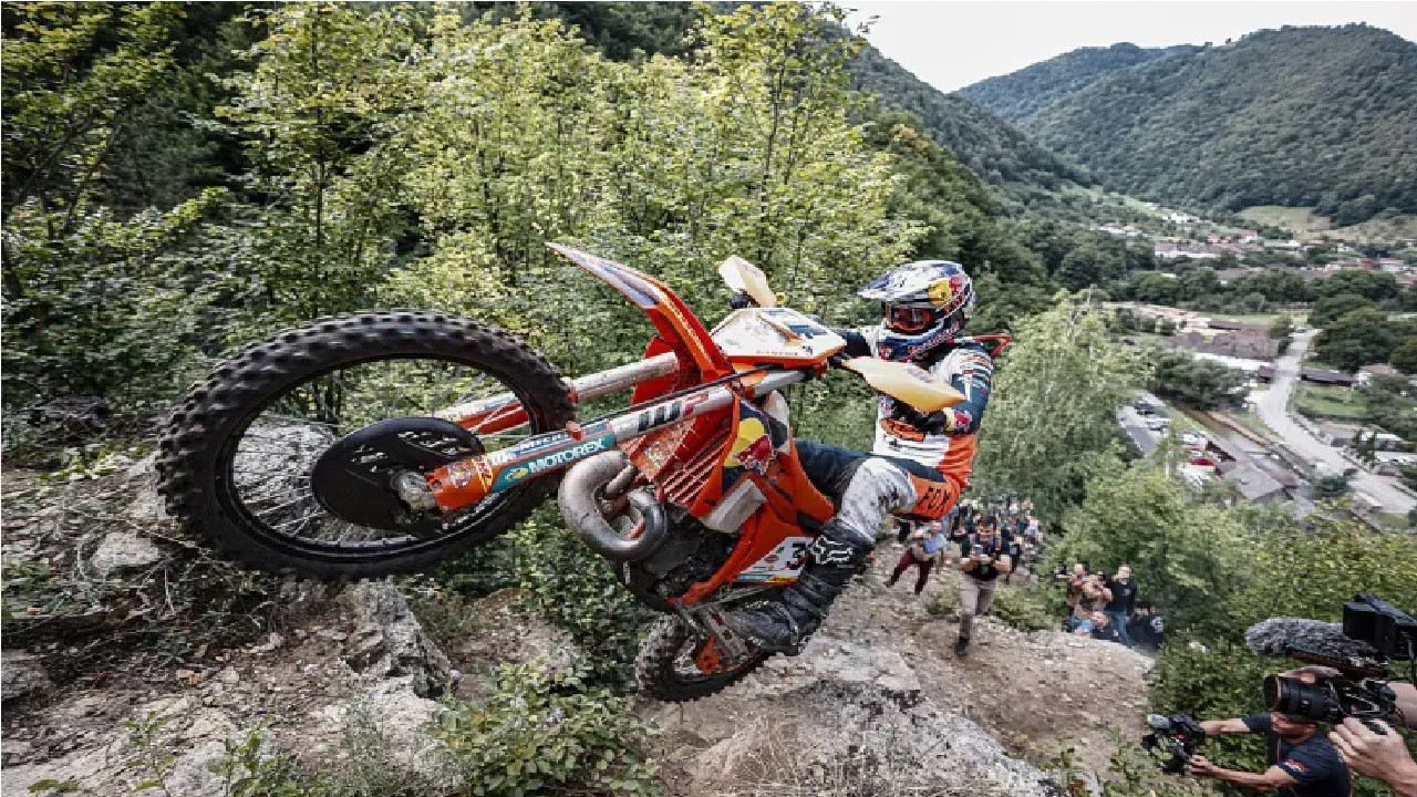 Hard Enduro World Championship 2025 Bertahan Tanpa Dukungan KTM