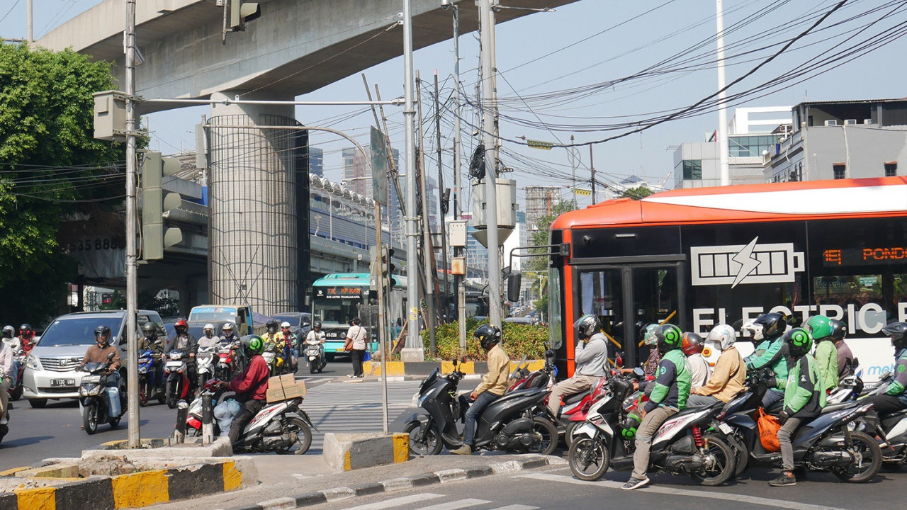 Kampanye #Cari_Aman Wahana Honda, Pantang Lawan Arus di Jalan