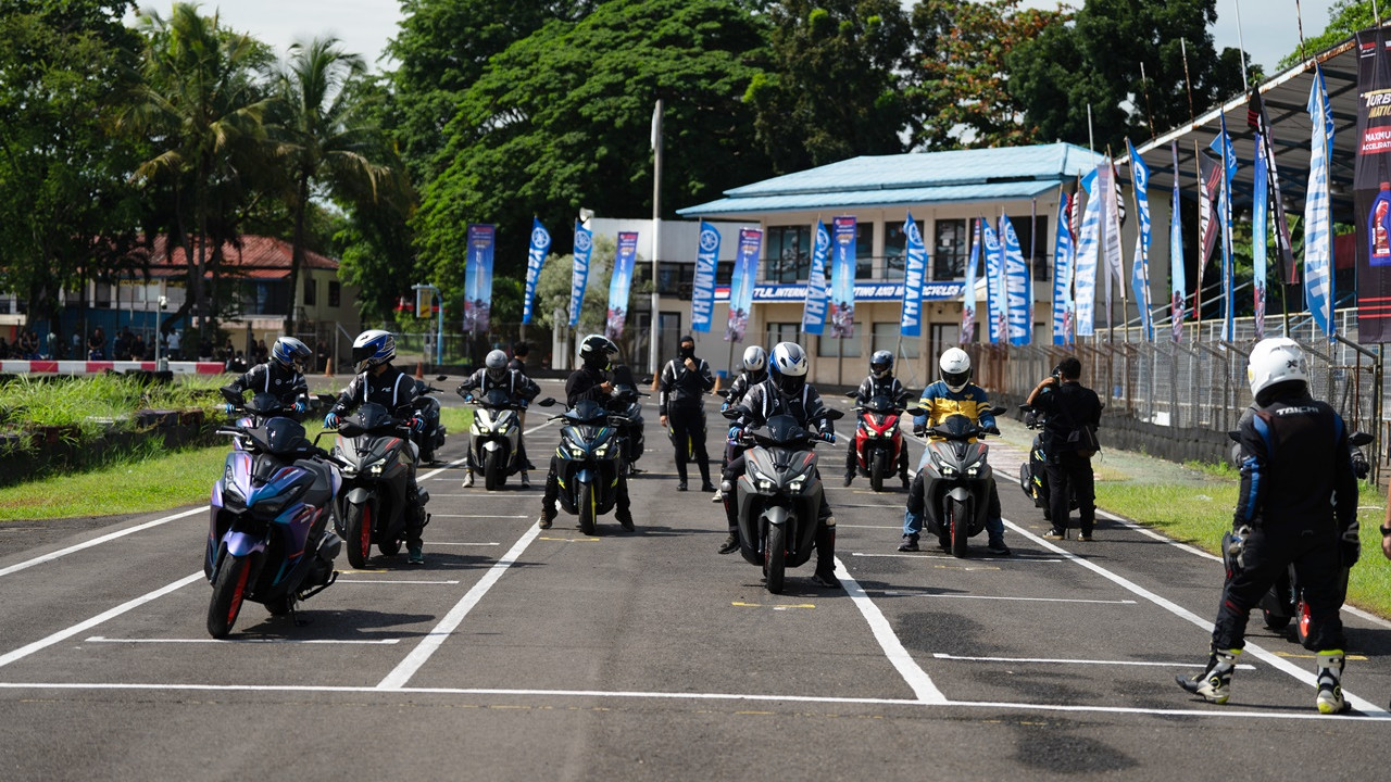 Yamaha Ajak Media Jajal Performa Aerox Alpha dengan Teknologi YECVT di Sirkuit Sentul