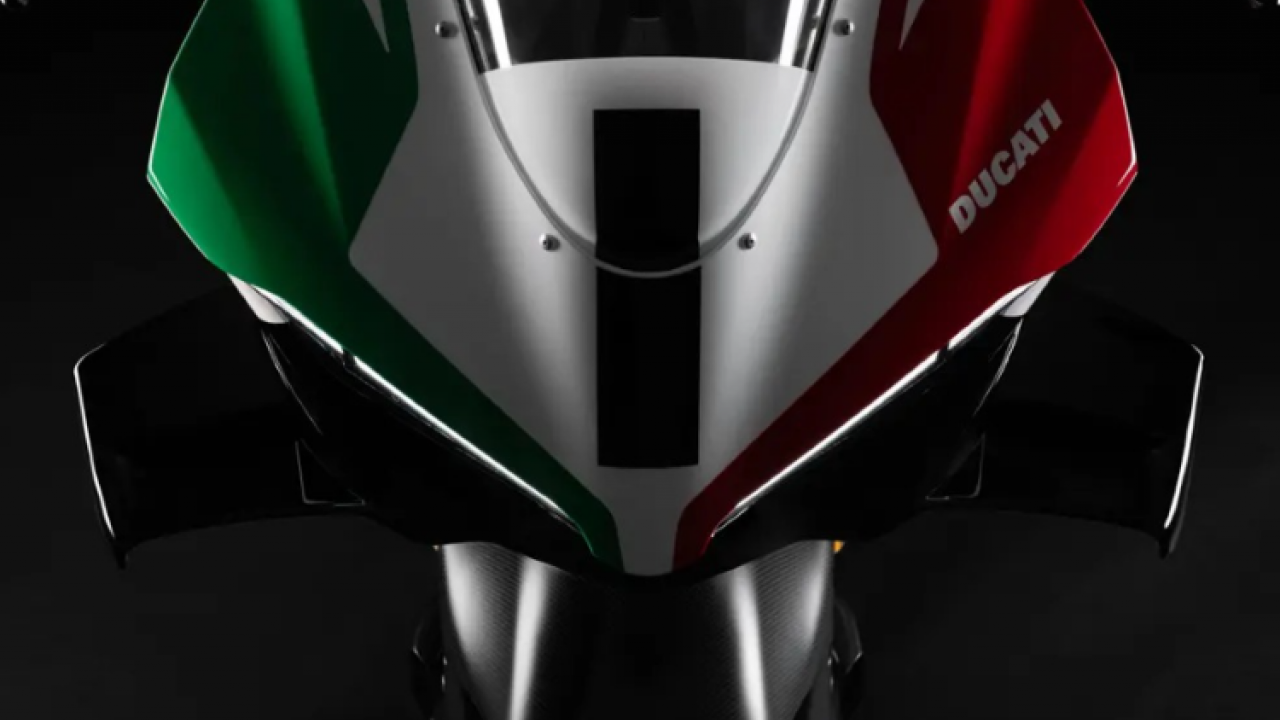 Ducati Rilis Edisi Spesial Panigale V4 Tricolore 2025, Dijual Terbatas Hanya 1.000 Unit