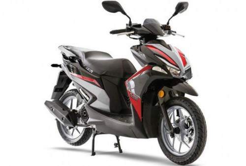 Kombinasi Sempurna Yamaha Aerox dan Honda Vario!