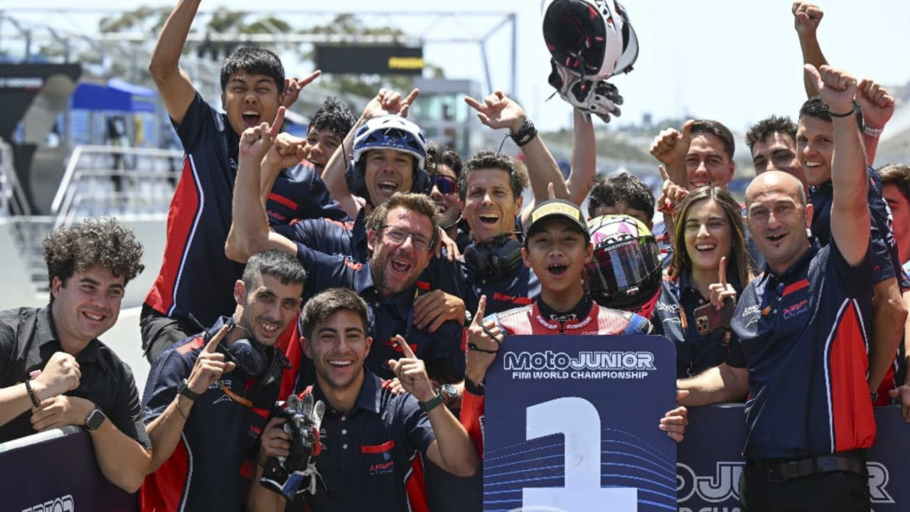 Catatan Emas Kiandra Ramadhipa, Menang di ETC dan Moto3 Junior World Championship Hanya dalam 11 Bulan