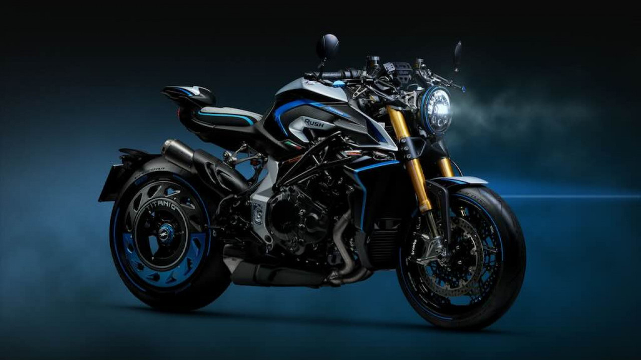MV Agusta Rush Titanio Siap Mengguncang Pasar Hyper Naked dengan Sentuhan Titanium