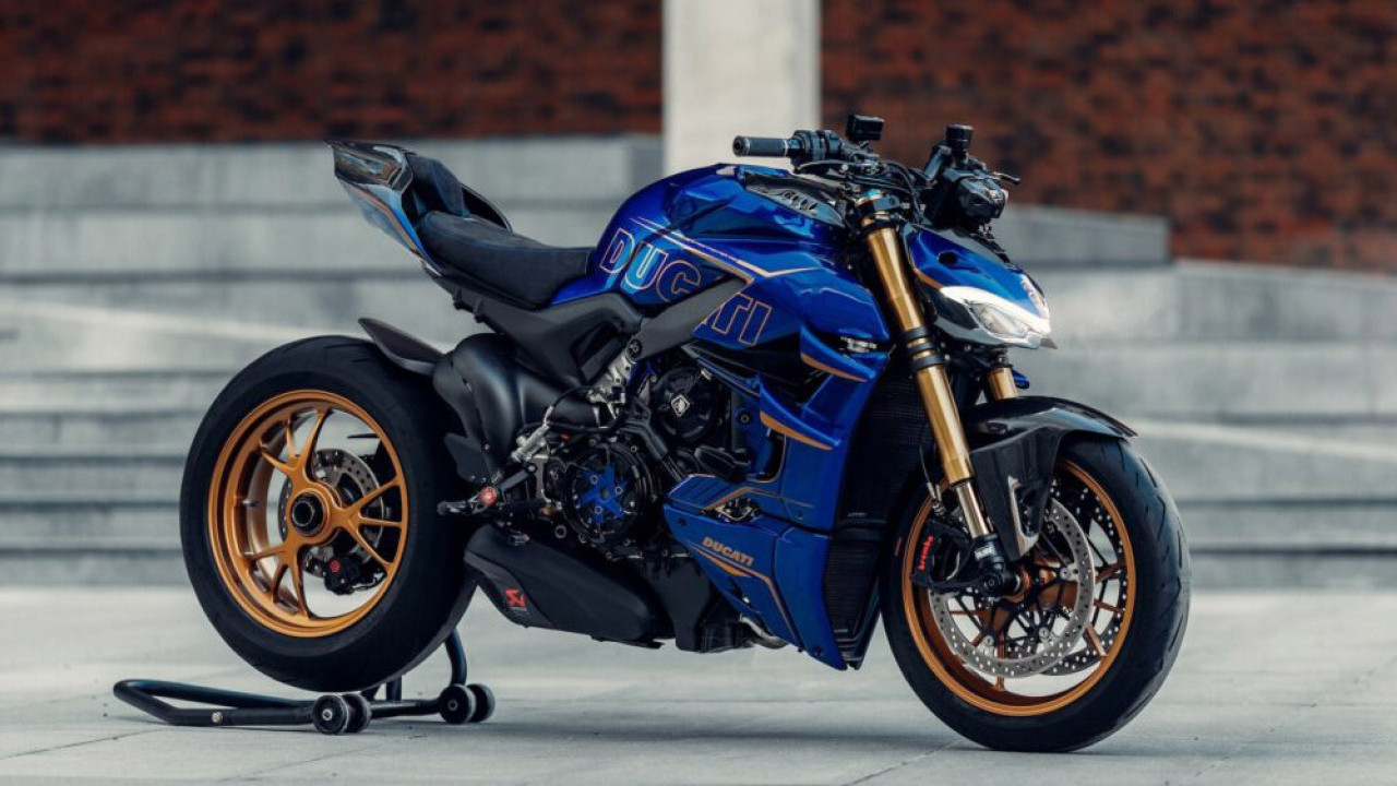 Gokil! Lamborghini Rilis Motor dengan Nama Blue Ducati Streetfighter dari Estonia