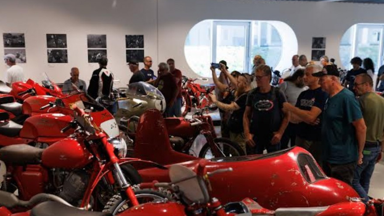 Mandello del Lario Jadi Lautan Guzzisti, Moto Guzzi World Days 2026 Hadirkan Banyak Aktivitas Seru