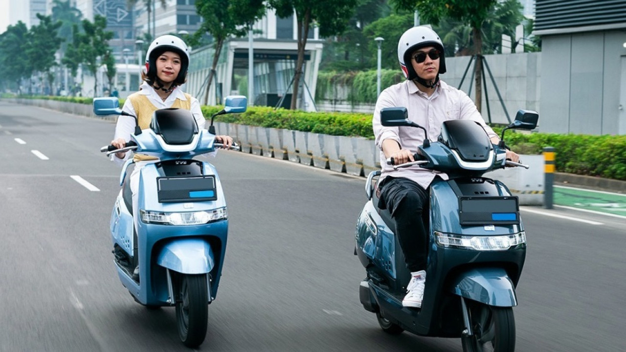 Dedi Mulyadi Pastikan Kendaraan Listrik di Jawa Barat Tetap Menjadi Objek Pajak