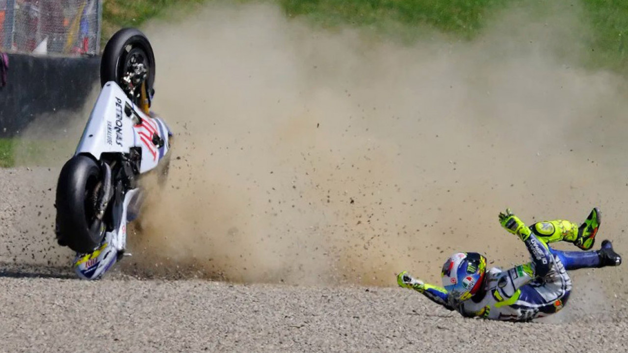 4 Rider MotoGP yang Terkenal karena Crash Mengerikan Part 2