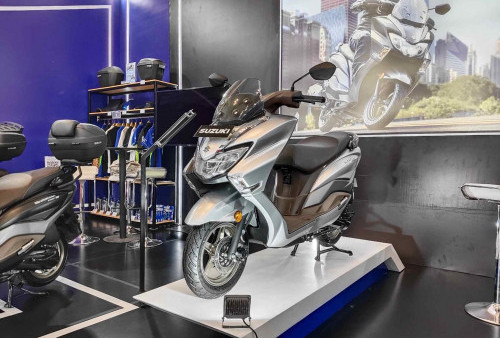 Suzuki Beri Lima Tips Memilih Motor Baru di Jakarta Fair 2024