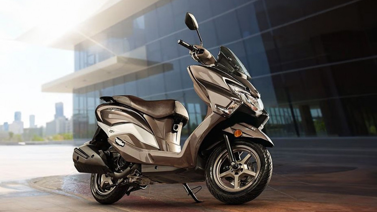 Suzuki Burgman 150: Calon Skutik Bongsor Penantang Yamaha XMAX dan Honda Forza