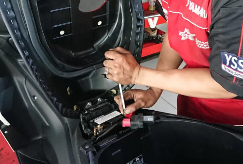 Hati-hati Meledak! Ini Penyebab Aki Motor Rusak, Catat 8 Cara Merawatnya