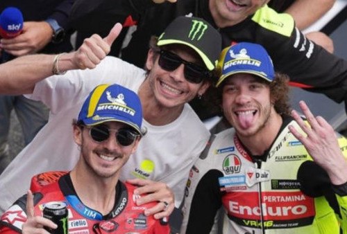 Ternyata Ada Momen Menarik di Podium MotoGP Spanyol, Apa Tuh?