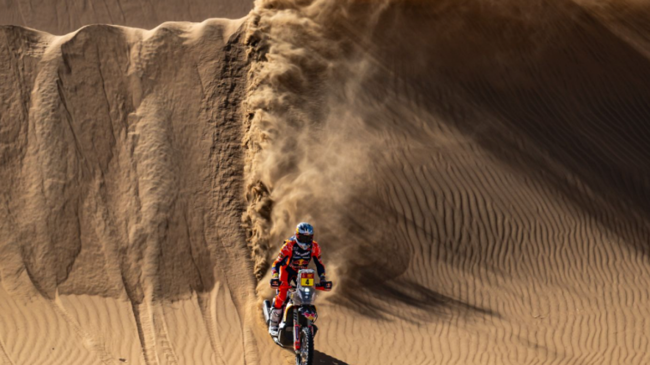 Etape 2 Reli Dakar 2025: Daniel Sanders Unggul Telak dan Mantapkan Posisi di Puncak