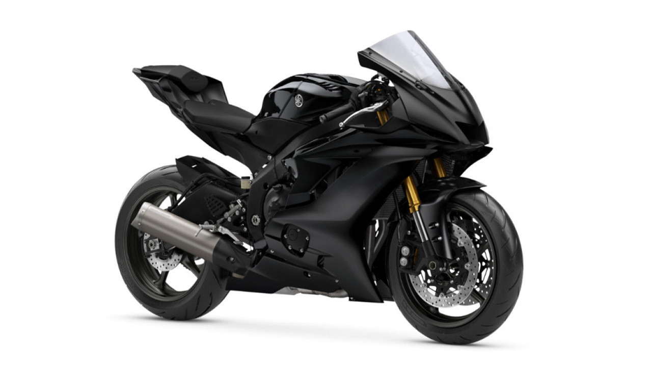 Yamaha YZF-R6: Motor Sport 600cc dengan Mesin 4 Silinder yang Beringas dan Desain Agresif