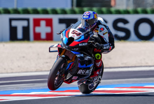 Sempat Ada Pertarungan Toprak Razgatlioglu VS Alex Lowes di FP1 WSBK Misano 2024