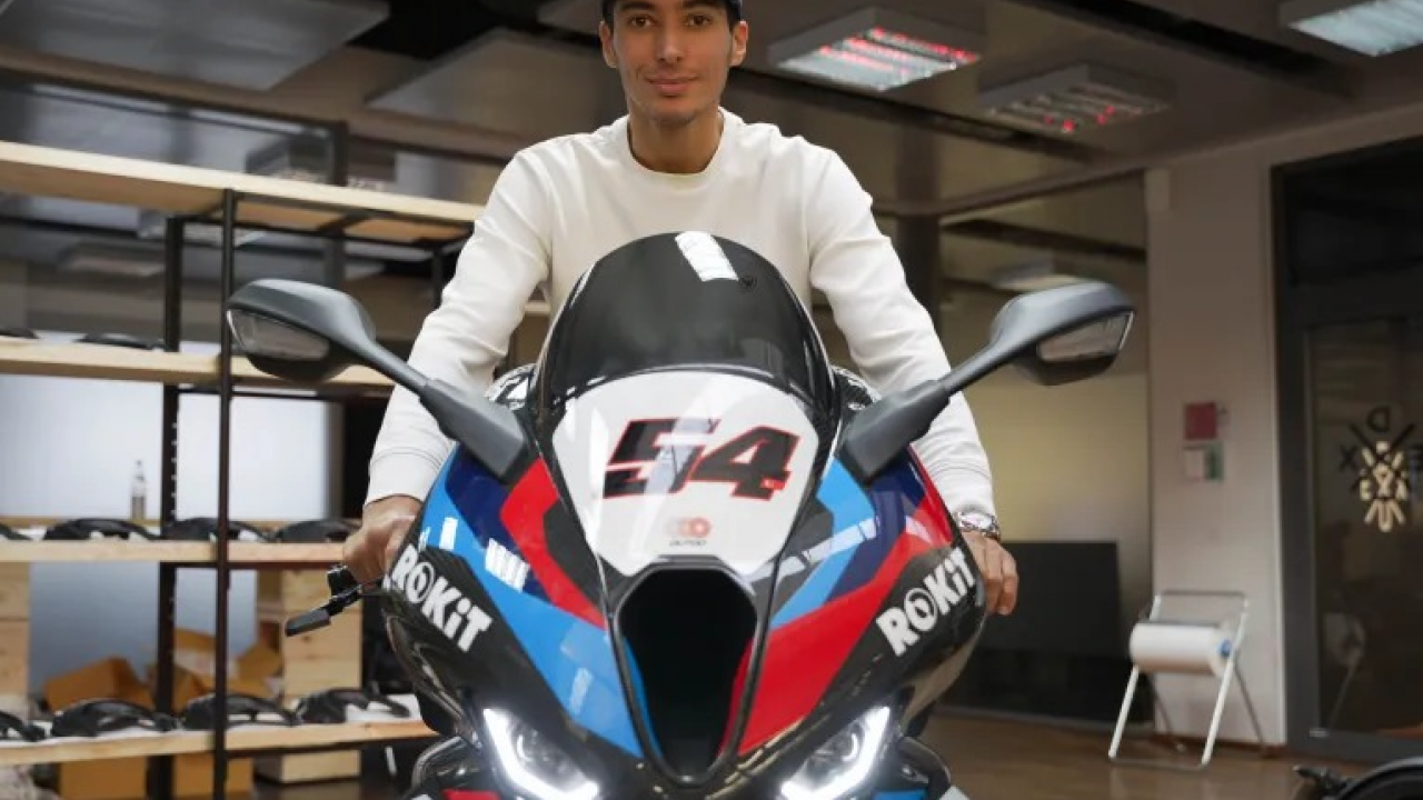 Edisi Spesial Toprak Razgatlioglu, BMW Motorrad Luncurkan M1000 RR WSBK Champion 2024!