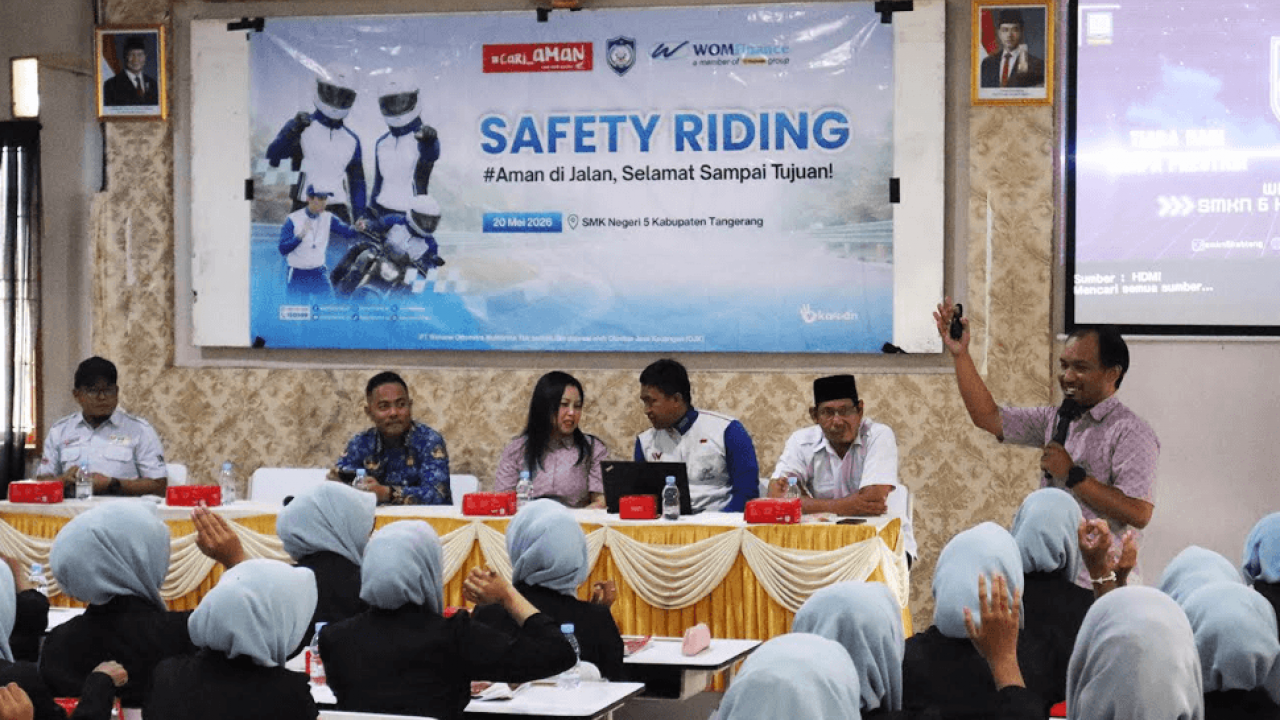 WOM Finance dan WMS Bekali Edukasi Safety Riding Buat Siswa SMKN 5 Tangerang