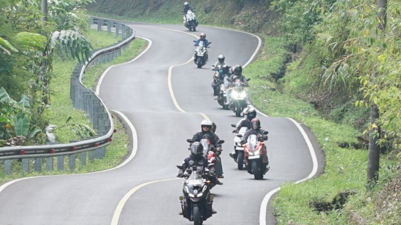 Touring ke Karang Potong Ocean View, Honda ADV Indonesia Cimahi Chapter Perkuat Kekompakan Komunitas