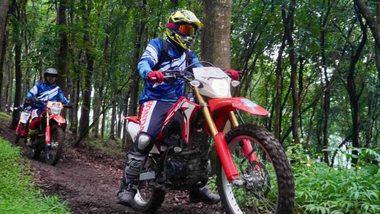 Honda CRF150L Unjuk Kemampuan di Trawas, Event Trail Adventure East Java 2025 Sukses Digelar 