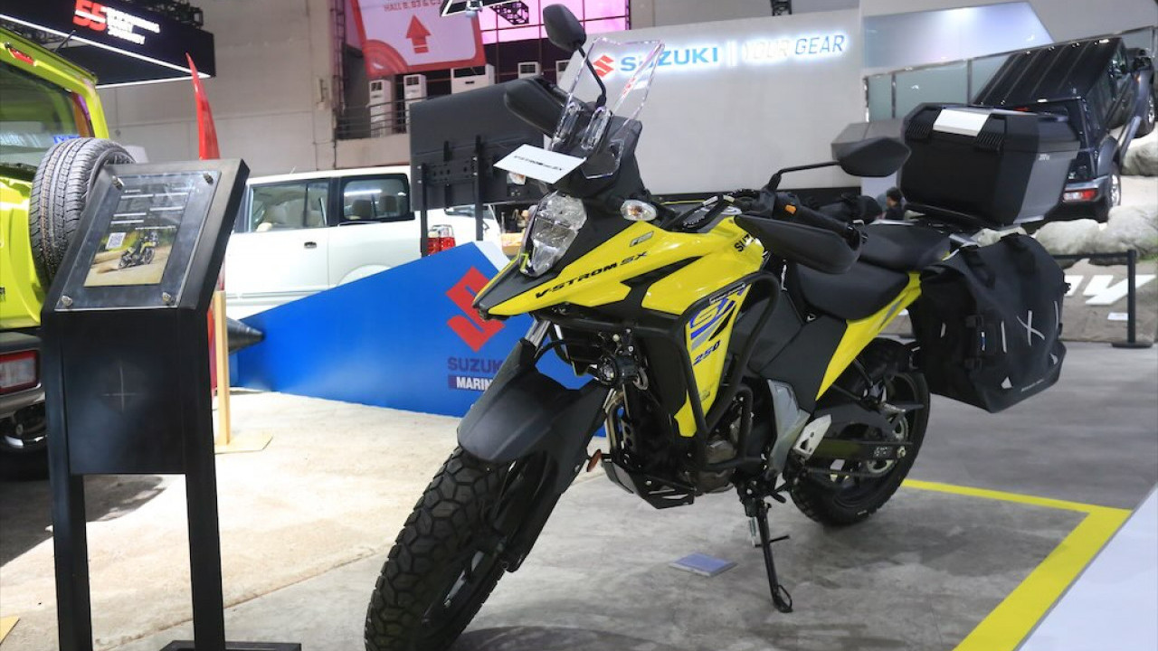 Sikat Bro! Suzuki Unjuk Gigi di IIMS 2026, Bawa Motor Matic Mewah Sampai Motor Touring Tangguh