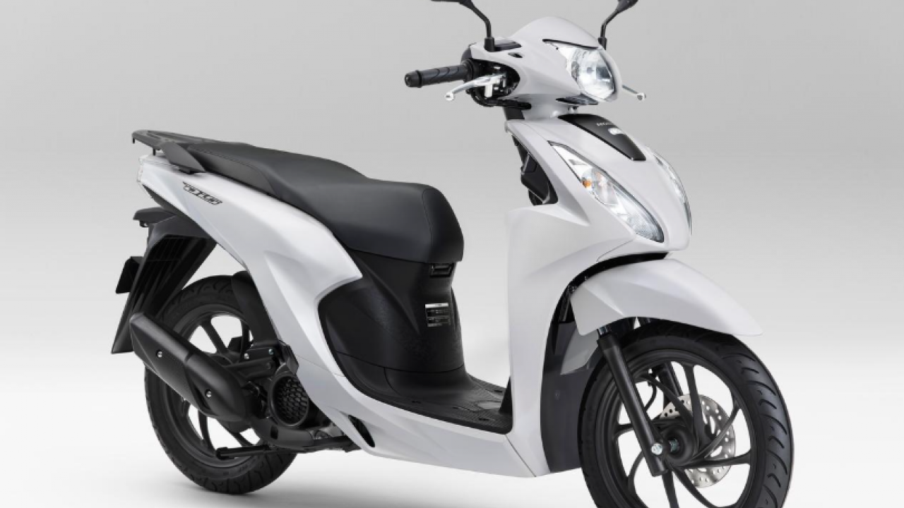 Honda Dio110 Lite: Skutik Ringkas Bertabur Fitur Modern, Cocok Buat Emak-emak ke Pasar!