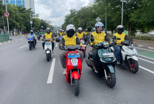 Intip Keseruan Puluhan Bikers Honda Mampir ke IIMS 2024