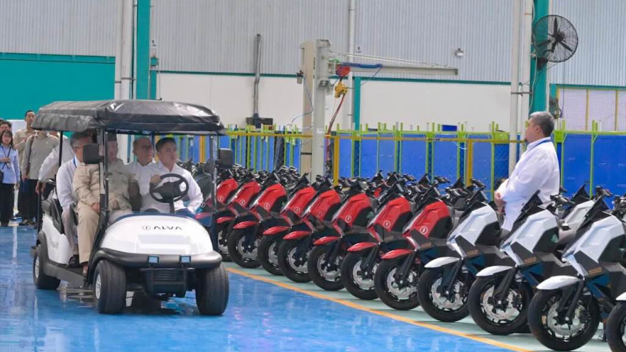 Prabowo Dorong Penggunaan Motor Listrik, Sebut Lebih Hemat hingga 70 Persen