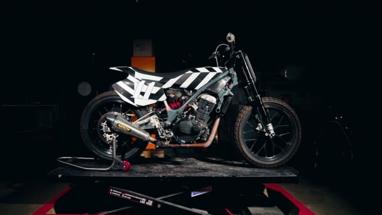 Royal Enfield Sherpa FT Mk2 Debut di Flat Track World Championship, Andalkan Mesin 450cc Terbaru!