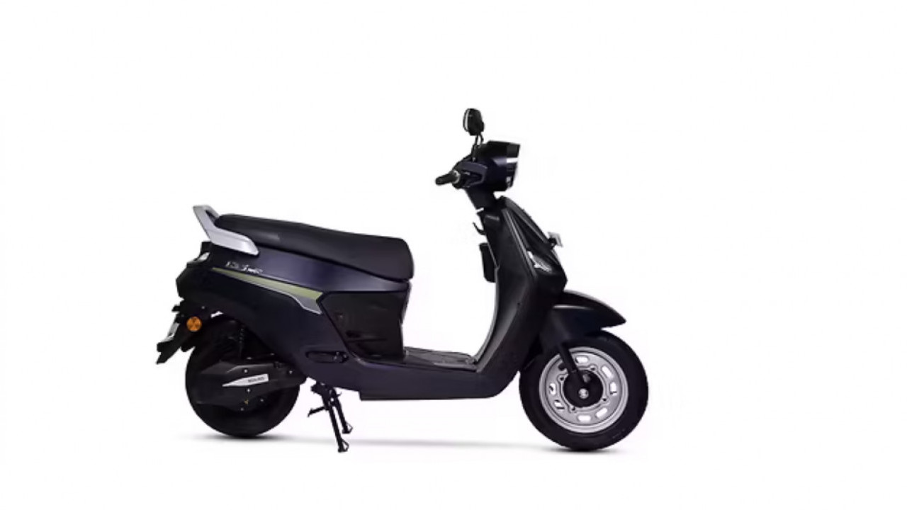 BGauss C12: Motor Listrik Modern dengan Jarak Tempuh 135 Km, Siap Jadi Raja Skutrik Harian?