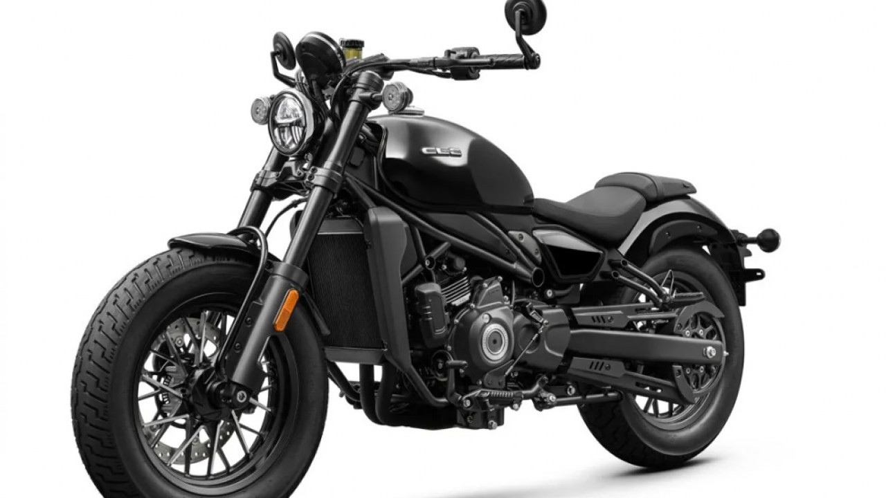 CLC 250, Cruiser Bergaya Klasik Modern yang Mulai Dilirik Pecinta Motor Santai