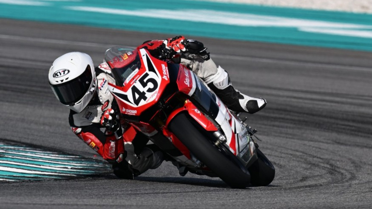 AHRT Bidik Podium Lagi di Sepang, Modal Kemenangan Mandalika Jadi Suntikan Semangat