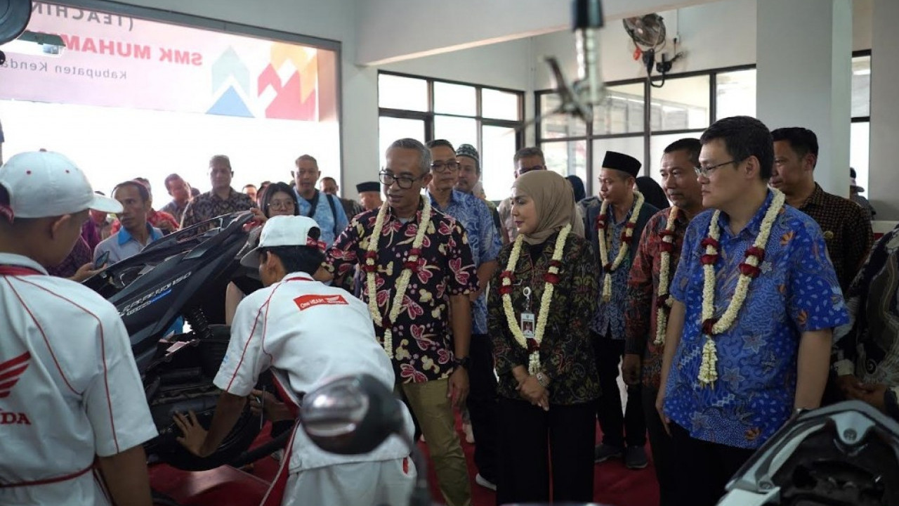 Siapkan Mekanik Muda Siap Kerja, AHM Resmikan Pos AHASS TEFA di SMK Muhammadiyah 3 Weleri