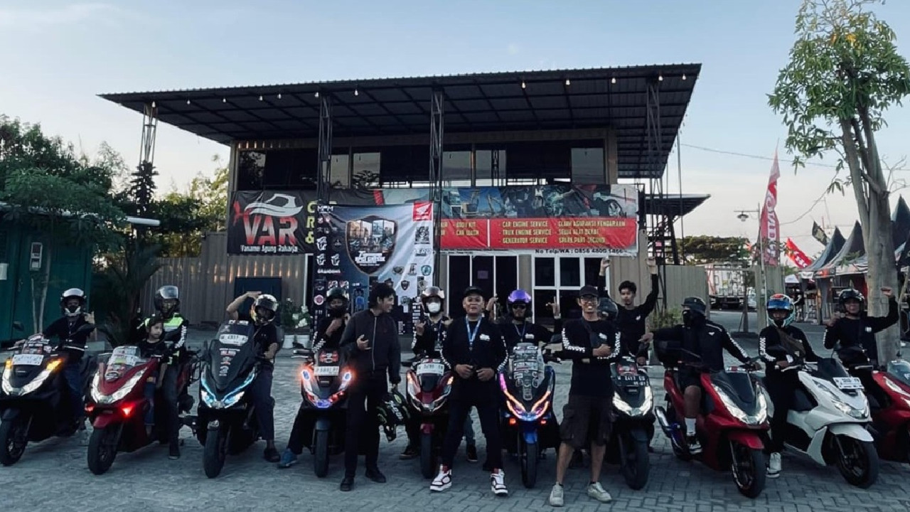 Komunitas Honda PCX Club Indonesia Gresik Genap 7 Tahun, Perayaan Penuh Warna dengan Semangat Kebersamaan