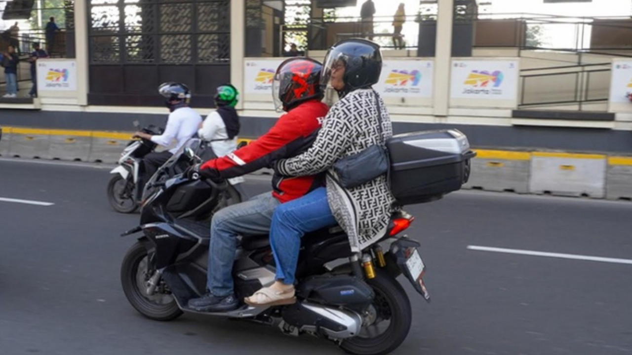 Cara Duduk Saat Berkendara Motor Ternyata Berpengaruh pada Fokus dan Kendali, Ini Alasannya