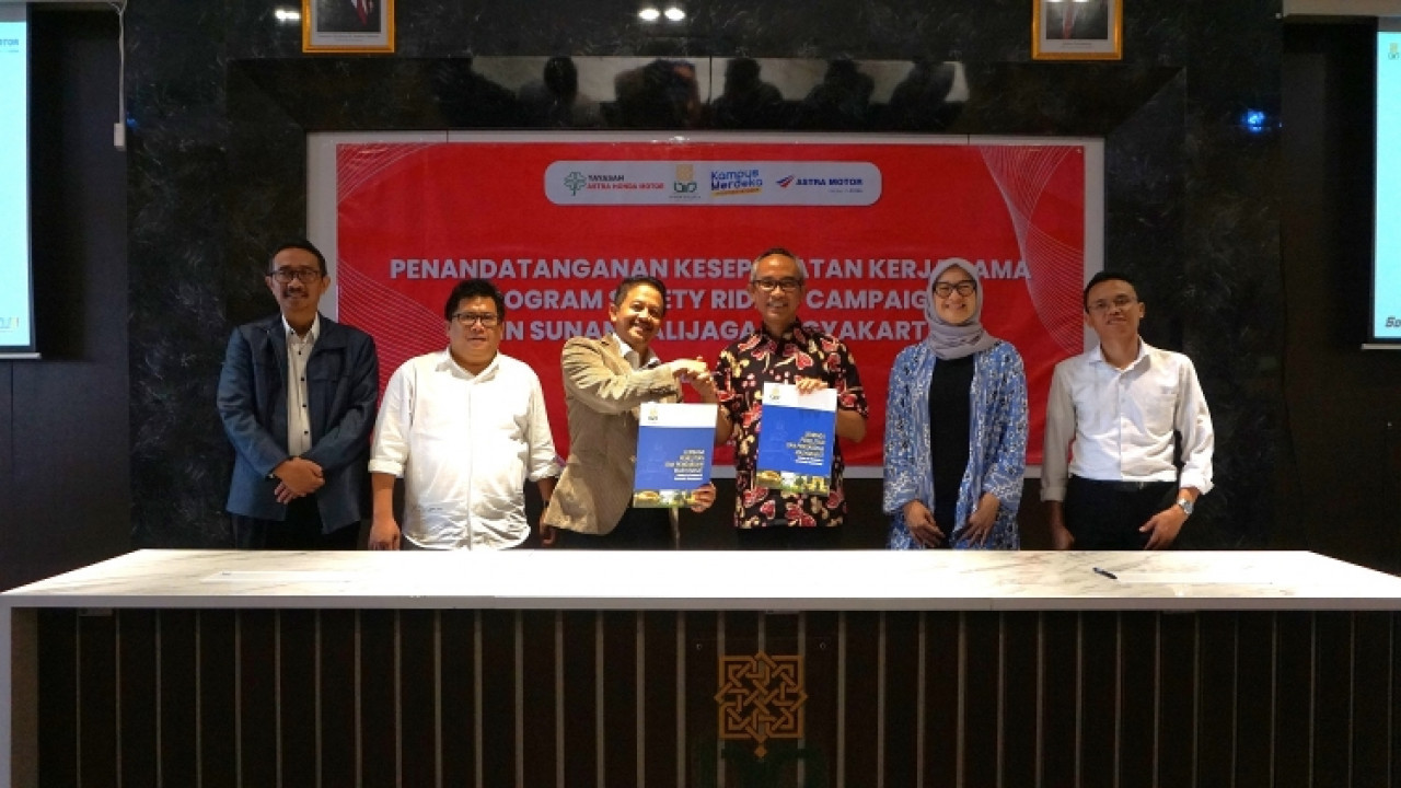 Gandeng Mahasiswa UIN SUKA, Yayasan AHM Latih Puluhan Agen Safety Riding