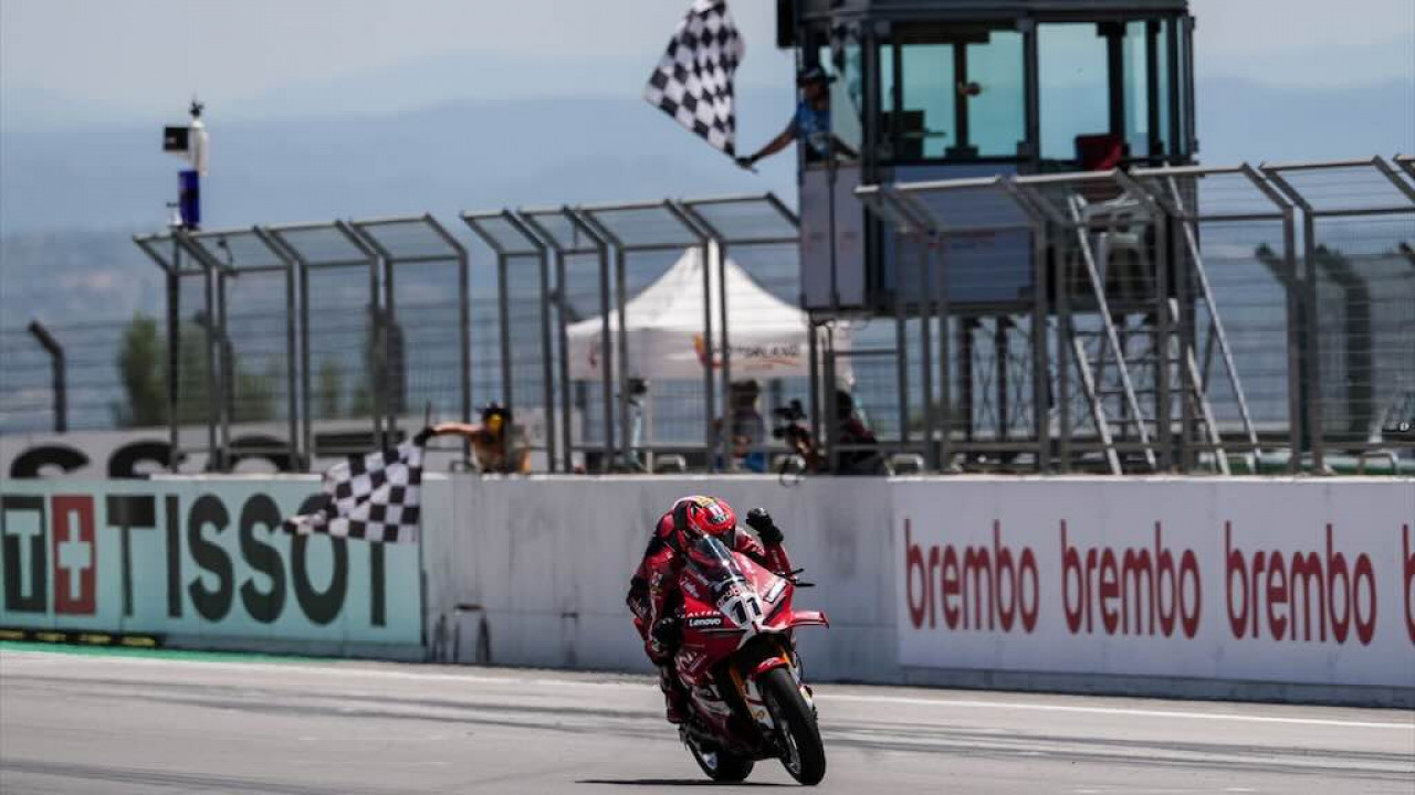 Nicolo Bulega Cetak Kemenangan Sempurna di Race 1 WorldSBK Aragon 2026