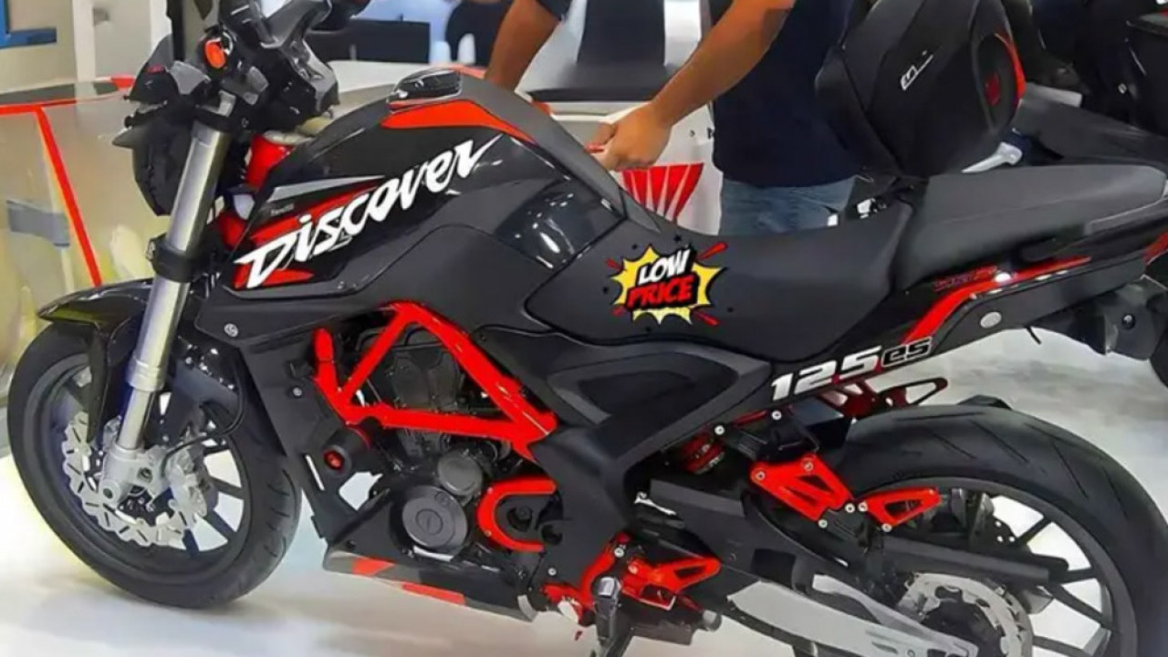 Bajaj Discover 125, Motor Irit Gila yang Bangkit Lagi dan Siap Bikin Kaget!