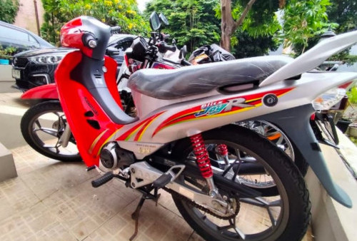 Kawasaki Blitz Joy Tahun 2004 masih ada barunya, Dilepas Seharga 18 Juta 