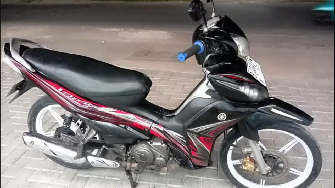 Yamaha Jupiter Z Legenda Jalanan: Motor Bebek Kencang, Irit, dan Tak Tergantikan di Masanya
