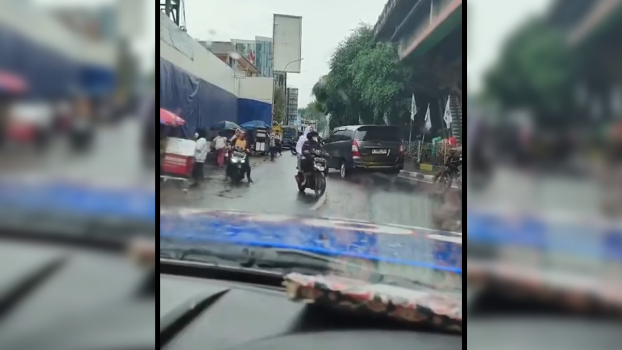 Waspada dan Taati Lalu Lintas! Polisi Diam-diam Lakukan Tilang E-TLE Mobile dalam Mobil