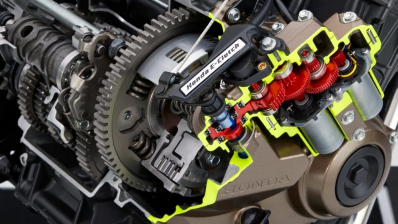Mengenal Honda E-Clutch, Teknologi yang Gabungkan Sensasi Kopling Manual dan Otomatis 