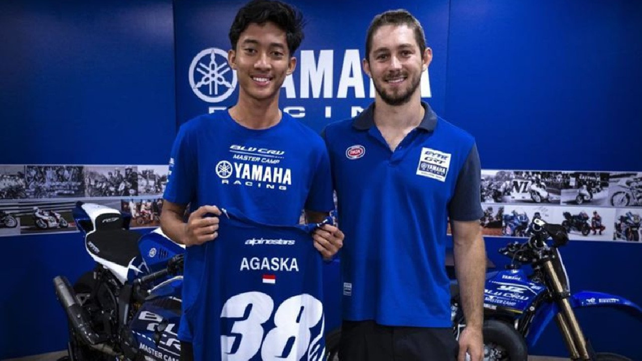 Arai Agaska Ikuti Yamaha BLU CRU Master Camp 2025 di Valencia, Dapat Sambutan Hangat Miguel Oliveira dan Remy Gardner